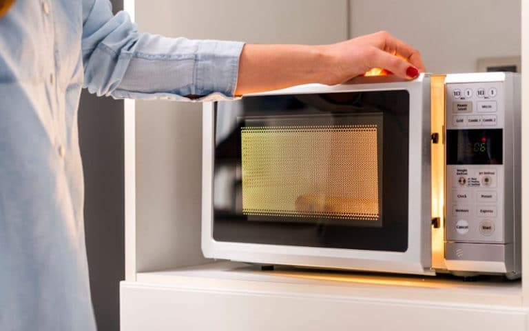 Preparing Food In The Microwave 768x480 